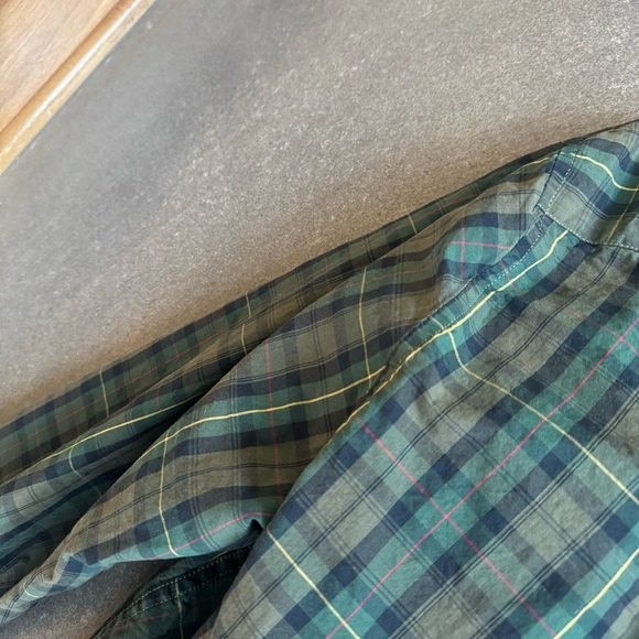 Men’s pre owned in good condition JCrew olive green plaid button down shirt - Picture 2 of 6